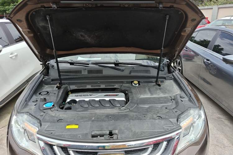 Used Geely Auto Emgrand X7 Sport 2016 1.8TD Manual ZhiShang Model Engine Bay