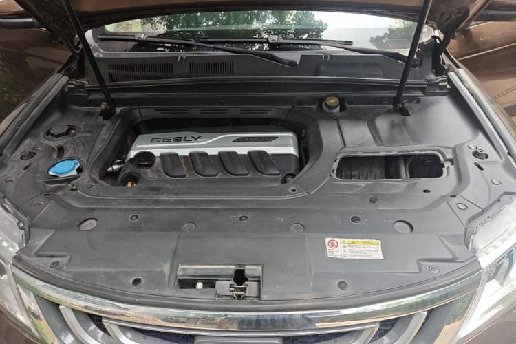 Used Geely Auto Emgrand X7 Sport 2016 1.8TD Automatic ZhiShang Model Engine Bay