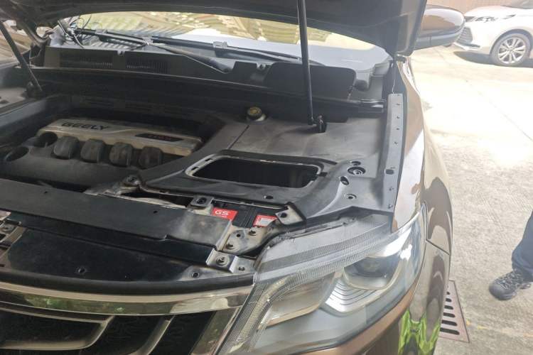Used Geely Auto Emgrand X7 Sport 2016 1.8TD Automatic Smart Model Engine Bay Left
