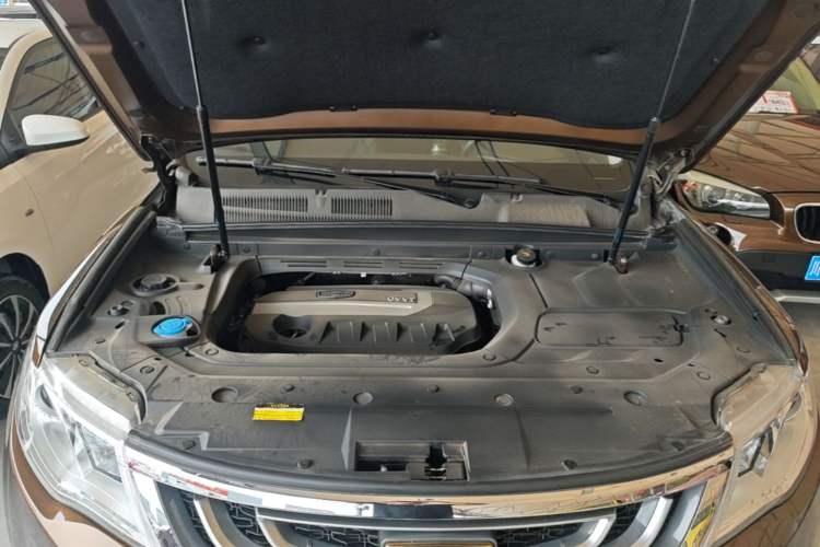 Used Geely Auto Emgrand X7 Sport 2016 2.0L Manual ZhiShang Version Engine Bay