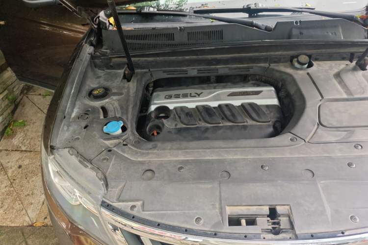 Used Geely Auto Emgrand X7 Sport 2016 1.8TD Automatic Smart Model Engine Bay Right