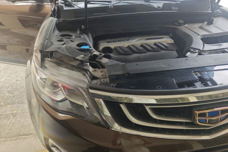 Used Geely Auto Emgrand X7 Sport 2016 1.8TD Automatic Smart Model Engine Bay Right