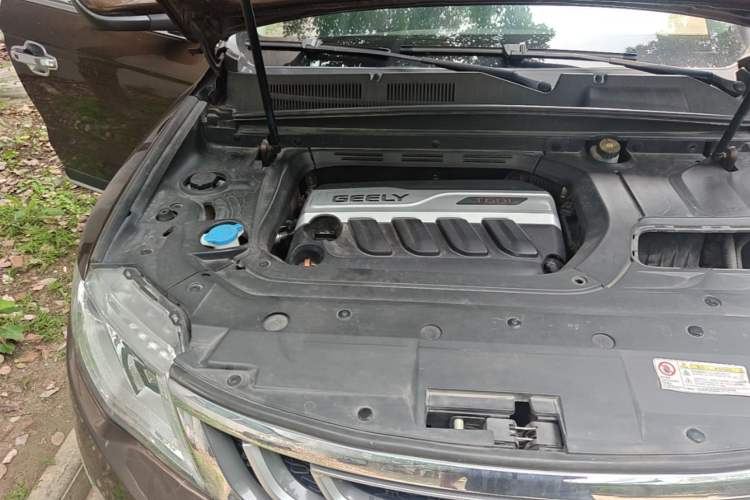 Used Geely Auto Emgrand X7 Sport 2016 1.8TD Automatic ZhiShang Model Engine Bay Right