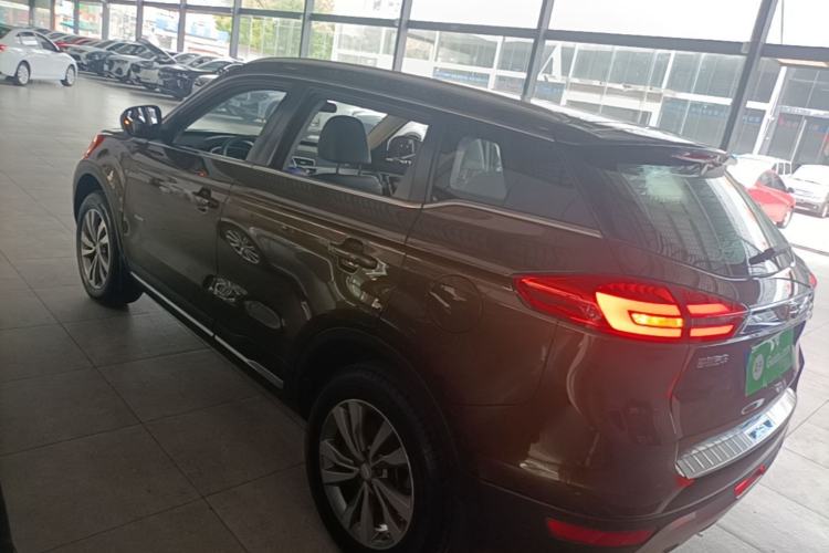Used Geely Auto Emgrand X7 Sport 2016 1.8TD Automatic Smart Connectivity Version Exterior 2