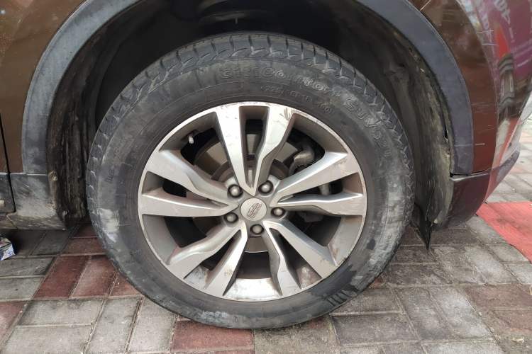 Used Geely Auto Emgrand X7 Sport 2016 1.8TD Automatic ZhiZun Version Exterior 7