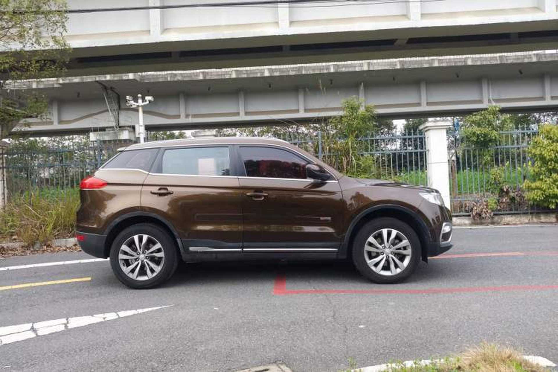 Used Geely Auto Emgrand X7 Sport 2016 1.8TD Manual ZhiShang Model Exterior 8