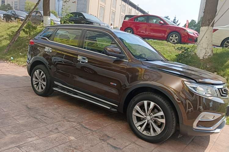 Used Geely Auto Emgrand X7 Sport 2016 1.8TD Automatic ZhiZun Version Front Right 45 Deg