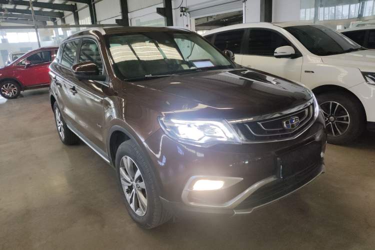Used Geely Auto Emgrand X7 Sport 2016 1.8TD Automatic ZhiZun Version Front Right 45 Deg