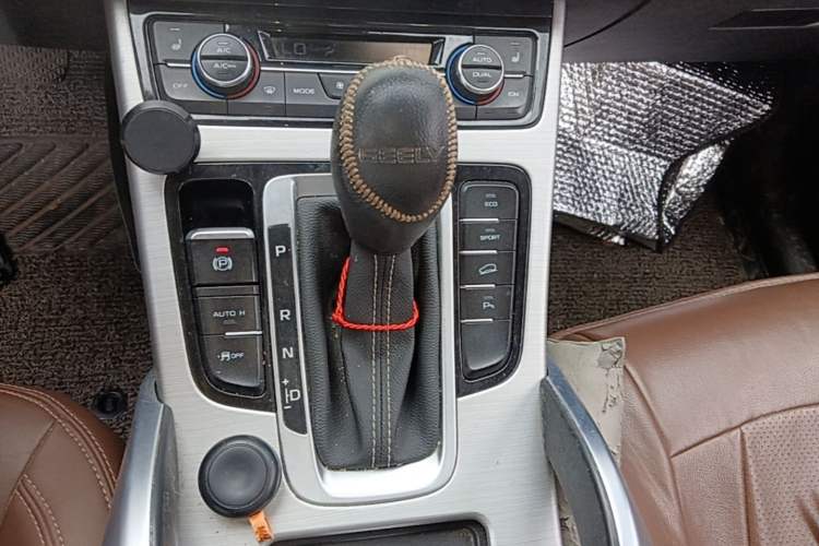 Used Geely Auto Emgrand X7 Sport 2016 1.8TD Automatic ZhiZun Version Gear Lever