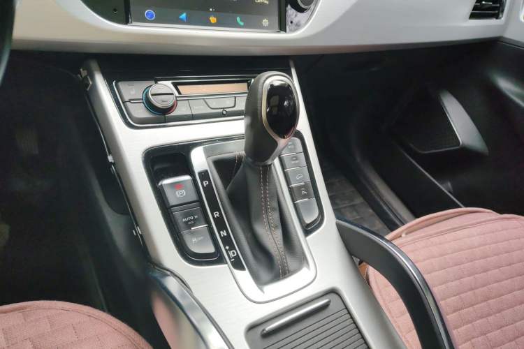 Used Geely Auto Emgrand X7 Sport 2016 1.8TD Automatic ZhiZun Version Gear Lever