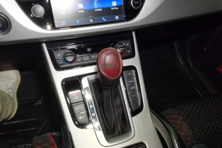 Used Geely Auto Emgrand X7 Sport 2016 1.8TD Automatic ZhiZun Version Gear Lever