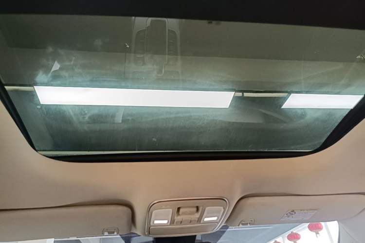 Used Geely Auto Emgrand X7 Sport 2016 1.8TD Automatic Smart Model Headliner