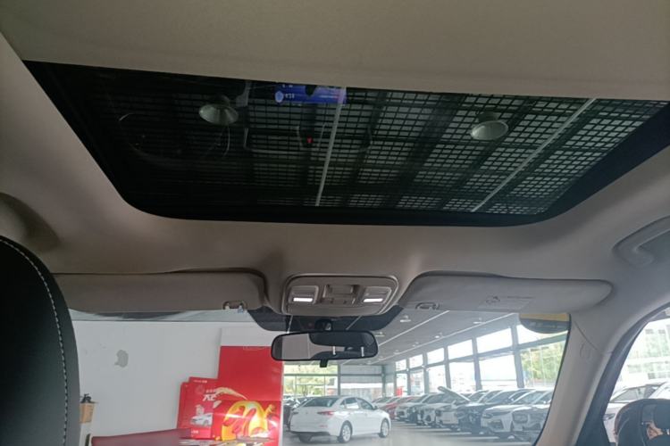 Used Geely Auto Emgrand X7 Sport 2016 1.8TD Automatic Smart Connectivity Version Headliner