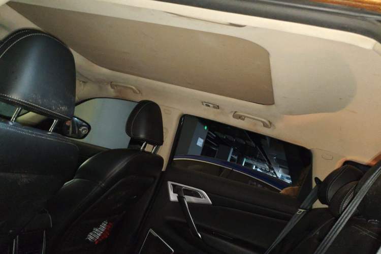 Used Geely Auto Emgrand X7 Sport 2016 1.8TD Automatic ZhiShang Model Headliner