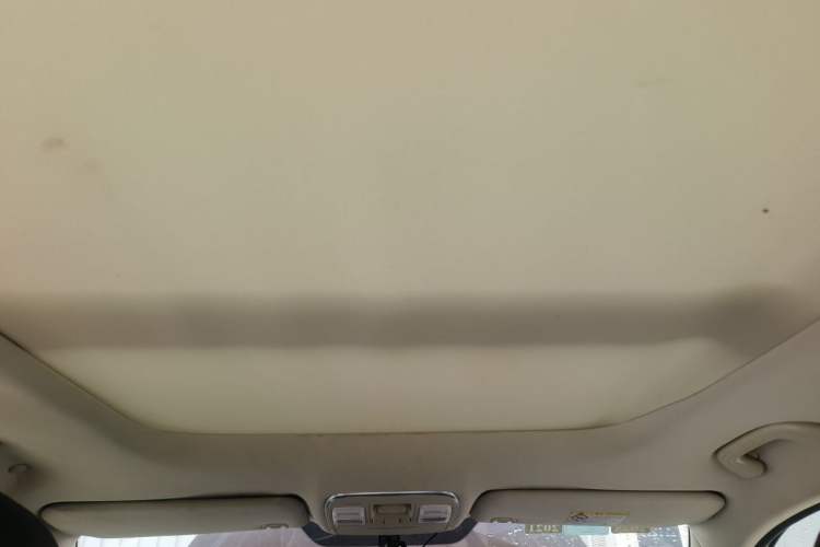 Used Geely Auto Emgrand X7 Sport 2016 2.0L Manual Smart Connect Version Headliner