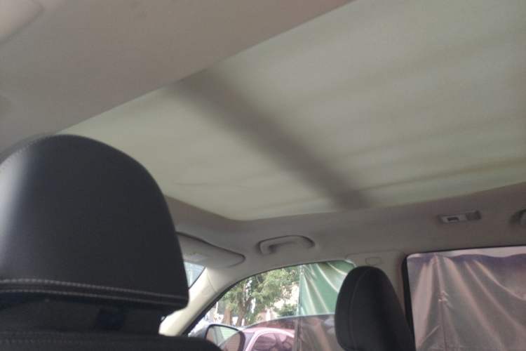 Used Geely Auto Emgrand X7 Sport 2016 1.8TD Automatic ZhiShang Model Headliner
