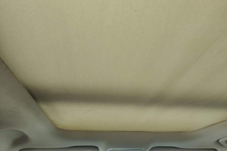 Used Geely Auto Emgrand X7 Sport 2016 1.8TD Automatic Smart Connectivity Version Headliner