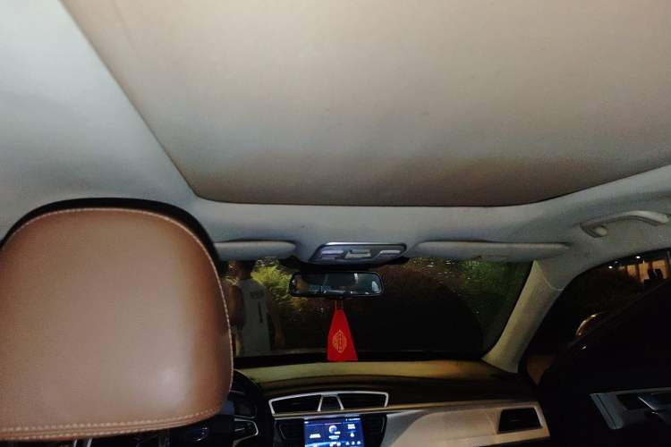 Used Geely Auto Emgrand X7 Sport 2016 1.8TD Automatic ZhiZun Version Headliner