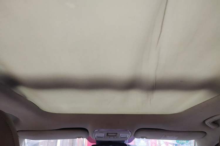 Used Geely Auto Emgrand X7 Sport 2016 1.8TD Automatic ZhiZun Version Headliner