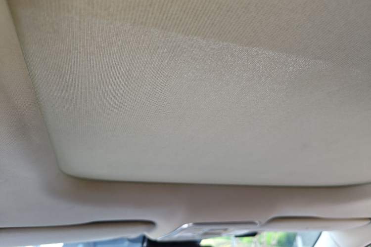 Used Geely Auto Emgrand X7 Sport 2016 1.8TD Automatic ZhiZun Version Headliner