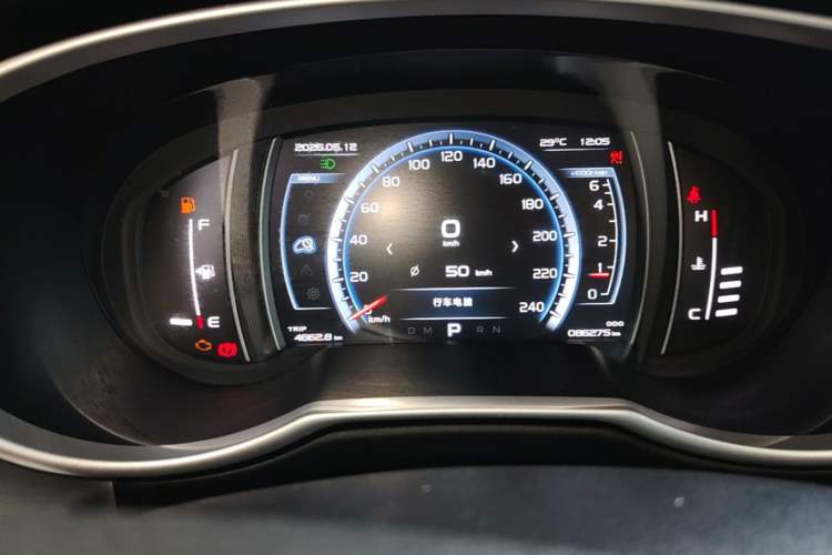 Used Geely Auto Emgrand X7 Sport 2016 1.8TD Automatic ZhiZun Version Instrument Cluster