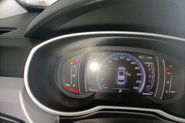 Used Geely Auto Emgrand X7 Sport 2016 1.8TD Automatic Smart Connectivity Version Instrument Cluster