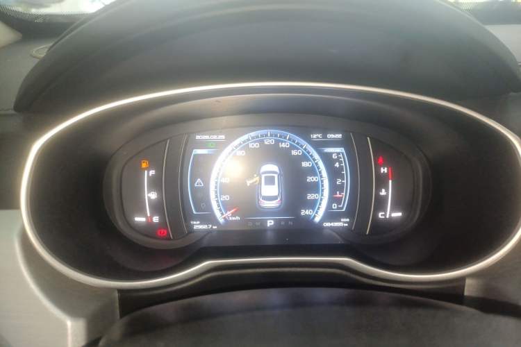 Used Geely Auto Emgrand X7 Sport 2016 1.8TD Automatic Smart Model Instrument Cluster