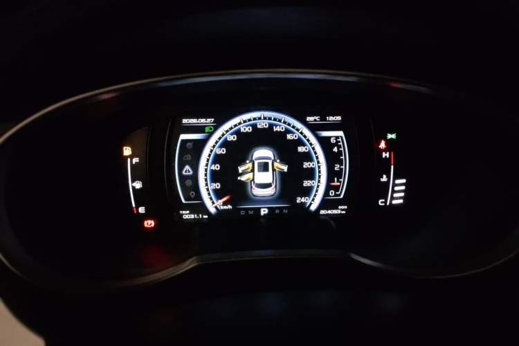 Used Geely Auto Emgrand X7 Sport 2016 1.8TD Automatic ZhiZun Version Instrument Cluster