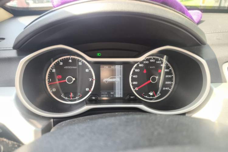 Used Geely Auto Emgrand X7 Sport 2016 2.0L Manual ZhiShang Version Instrument Cluster