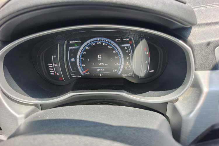 Used Geely Auto Emgrand X7 Sport 2016 1.8TD Automatic ZhiZun Version Instrument Cluster
