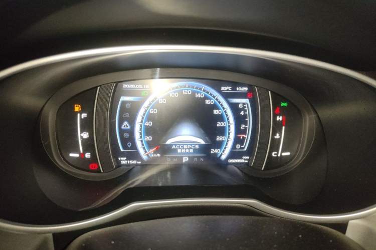 Used Geely Auto Emgrand X7 Sport 2016 1.8TD Automatic ZhiZun Version Instrument Cluster