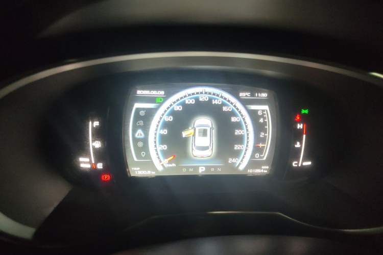Used Geely Auto Emgrand X7 Sport 2016 1.8TD Automatic ZhiZun Version Instrument Cluster