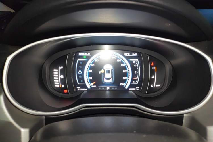 Used Geely Auto Emgrand X7 Sport 2016 1.8TD Automatic Smart Model Instrument Cluster