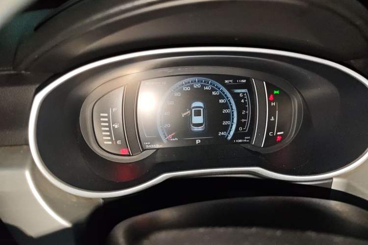 Used Geely Auto Emgrand X7 Sport 2016 1.8TD Automatic ZhiShang Model Instrument Cluster