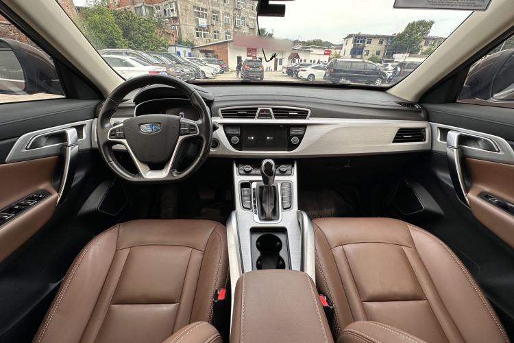 Used Geely Auto Emgrand X7 Sport 2016 1.8TD Automatic All-Wheel-Drive ZhiZun Edition Interior 1
