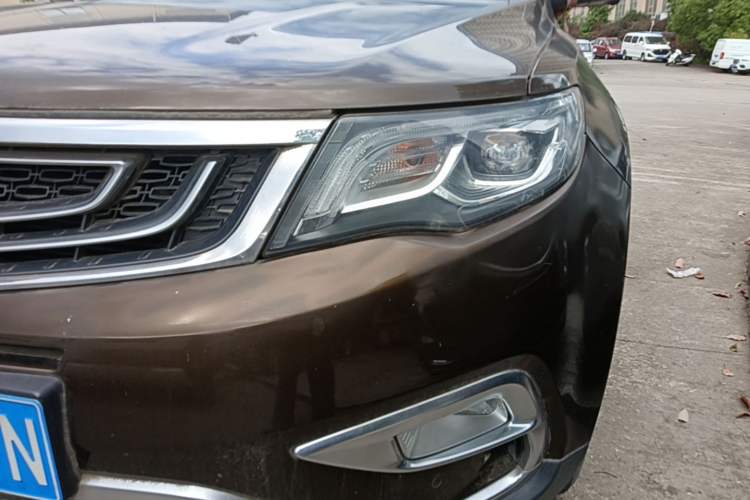 Used Geely Auto Emgrand X7 Sport 2016 1.8TD Automatic ZhiZun Version Left Front Headlight