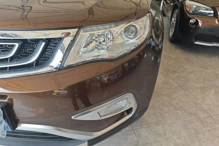 Used Geely Auto Emgrand X7 Sport 2016 2.0L Manual ZhiShang Version Left Front Headlight