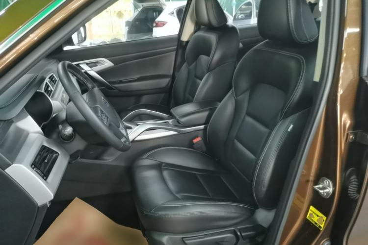 Used Geely Auto Emgrand X7 Sport 2016 1.8TD Automatic Smart Connectivity Version Left Front Seat