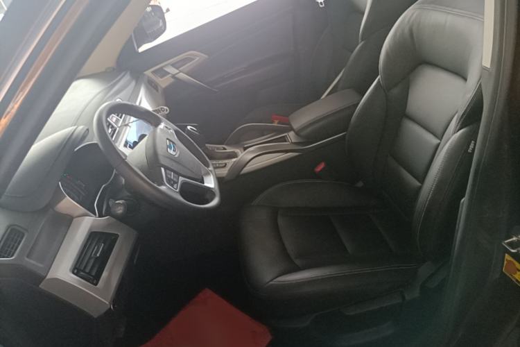 Used Geely Auto Emgrand X7 Sport 2016 1.8TD Automatic Smart Connectivity Version Left Front Seat