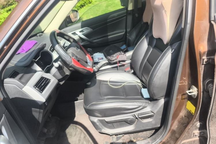 Used Geely Auto Emgrand X7 Sport 2016 2.0L Manual ZhiShang Version Left Front Seat