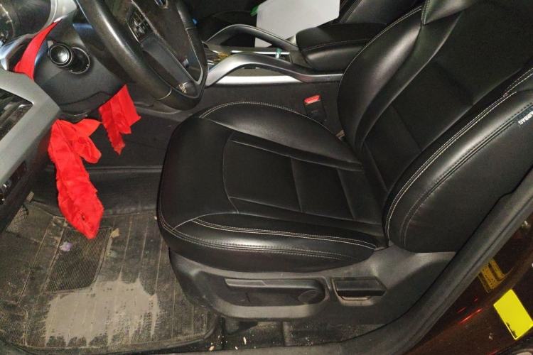 Used Geely Auto Emgrand X7 Sport 2016 1.8TD Automatic ZhiShang Model Left Front Seat