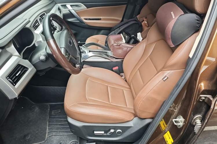 Used Geely Auto Emgrand X7 Sport 2016 1.8TD Automatic ZhiZun Version Left Front Seat