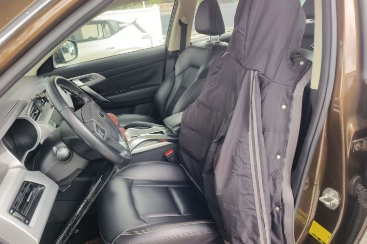 Used Geely Auto Emgrand X7 Sport 2016 2.0L Manual Smart Connect Version Left Front Seat