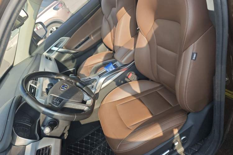 Used Geely Auto Emgrand X7 Sport 2016 1.8TD Automatic ZhiZun Version Left Front Seat