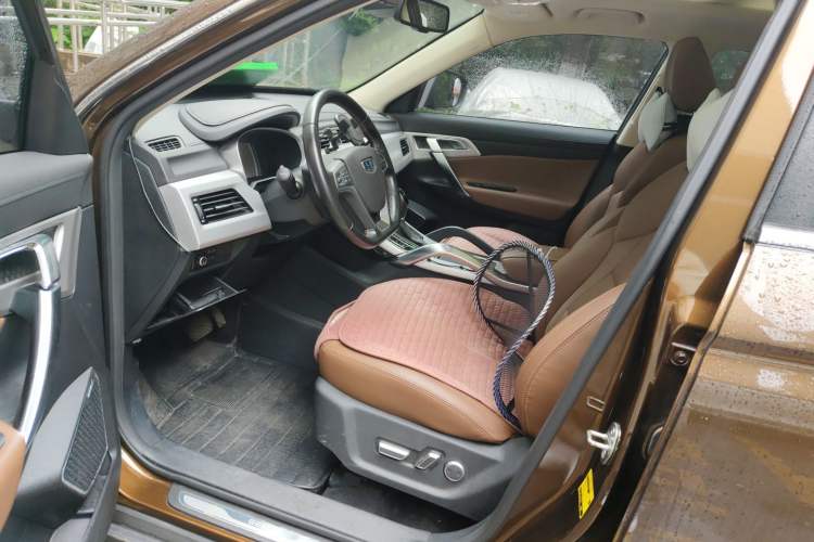 Used Geely Auto Emgrand X7 Sport 2016 1.8TD Automatic ZhiZun Version Left Front Seat