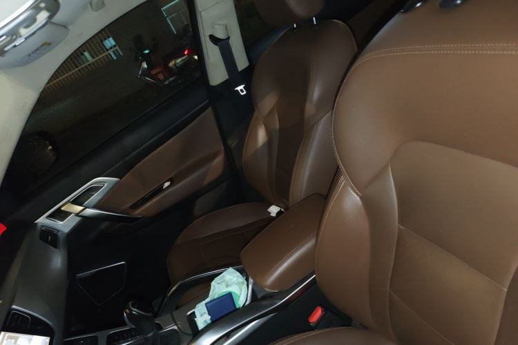 Used Geely Auto Emgrand X7 Sport 2016 1.8TD Automatic ZhiZun Version Left Front Seat