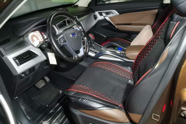 Used Geely Auto Emgrand X7 Sport 2016 1.8TD Automatic ZhiZun Version Left Front Seat