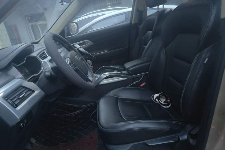 Used Geely Auto Emgrand X7 Sport 2016 2.0L Manual ZhiShang Version Left Front Seat