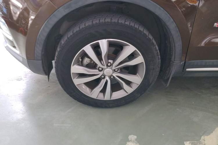 Used Geely Auto Emgrand X7 Sport 2016 1.8TD Automatic ZhiZun Version Left Front Wheel Hub