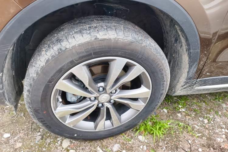 Used Geely Auto Emgrand X7 Sport 2016 2.0L Manual Smart Connect Version Left Front Wheel Hub
